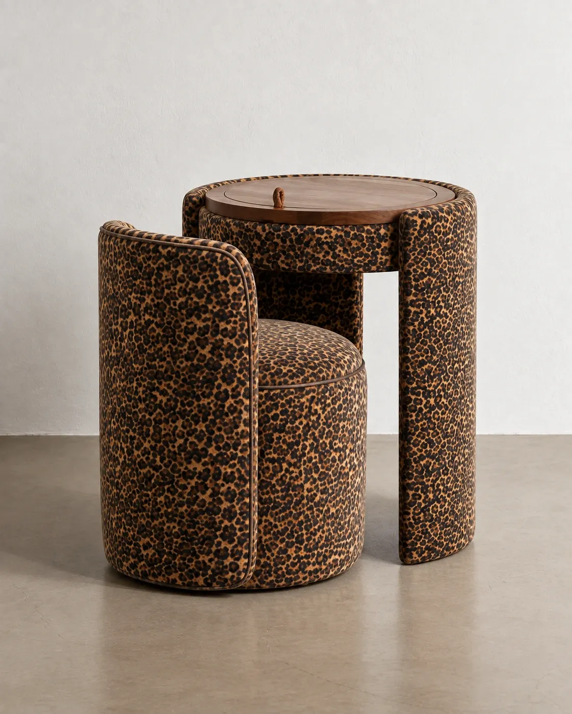 Concept image of The Lune, Leopard vanity set